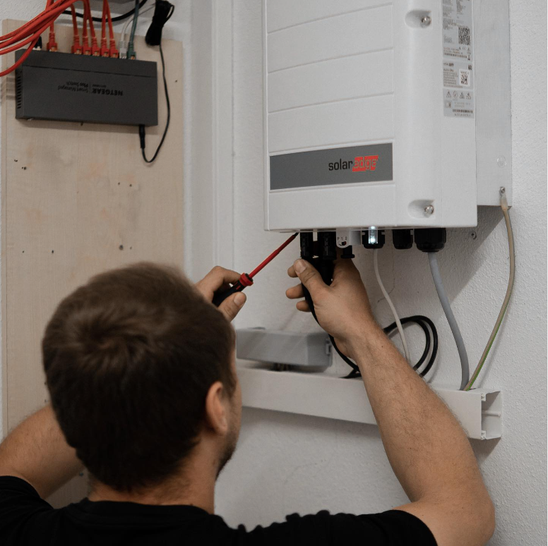 Heimspeicher im Technikraum